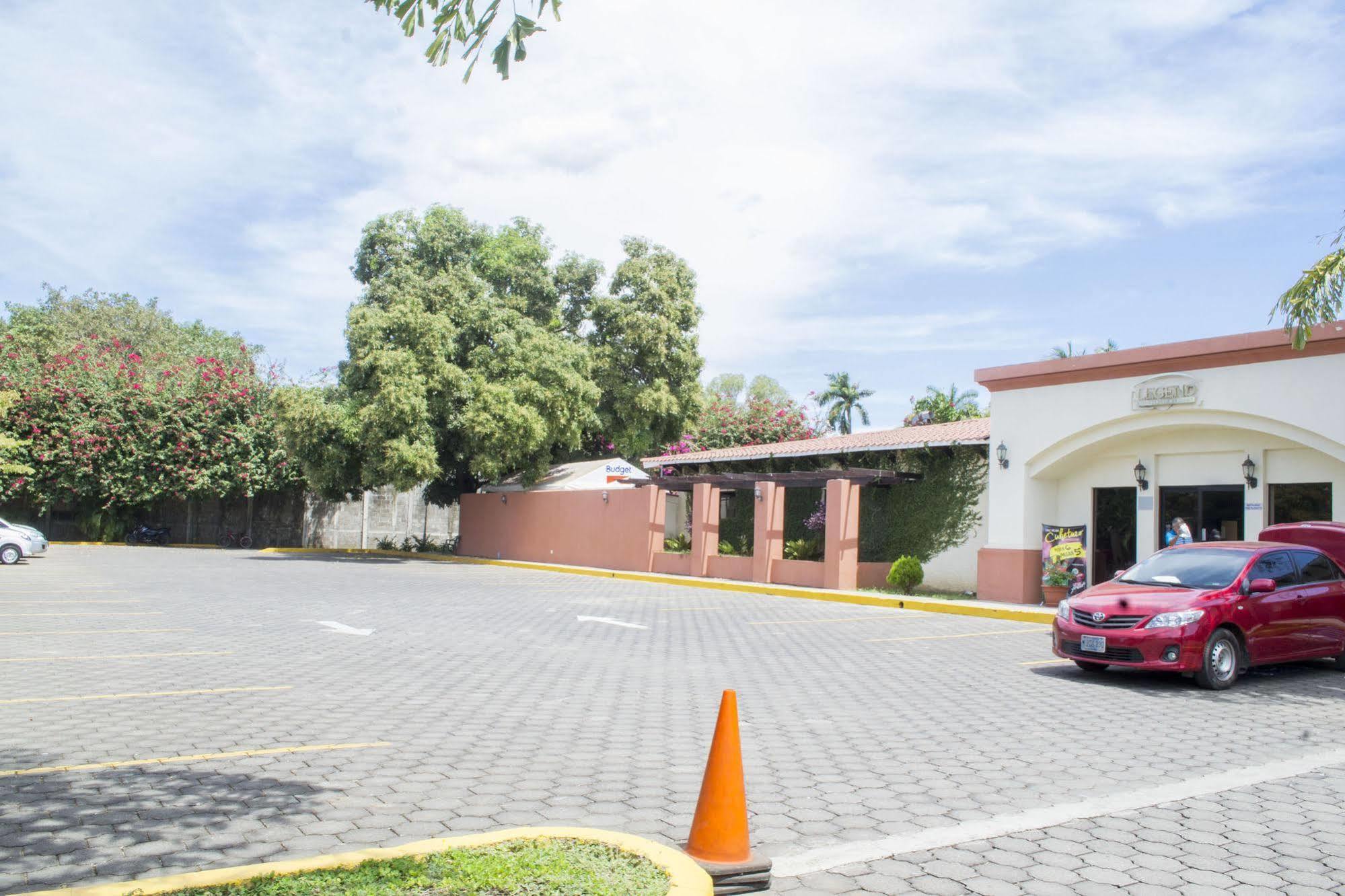 Farallones Hotel Chinandega Exterior foto